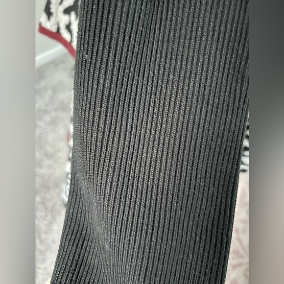 Anthropologie THML beautiful cardigan black, white, burgundy - Picture 3 of 9